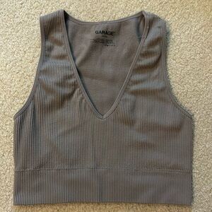 Garage tanish color cropped v neck size xs